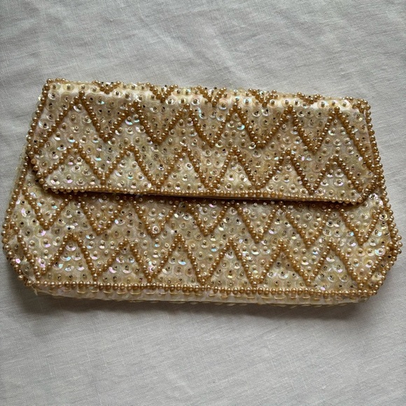 Vintage Handbags - Handmade in Japan Elegant Iridescent Sequins and Pearl Beaded Satin Clutch 1950s